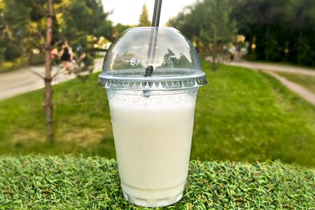 Ванильный молочный коктейль