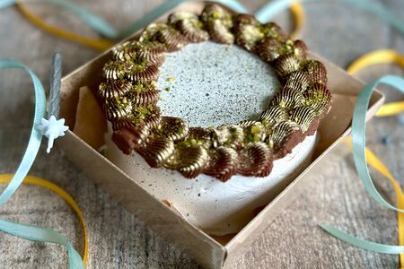 Дубайский бенто торт