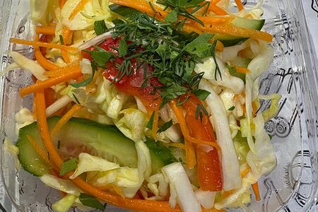 Салат с капустой