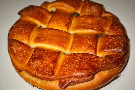 Пирог картофель-грибы