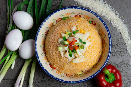 № 702 Рис жареный под соусом Том Ям