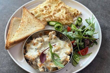 Завтрак с жюльеном