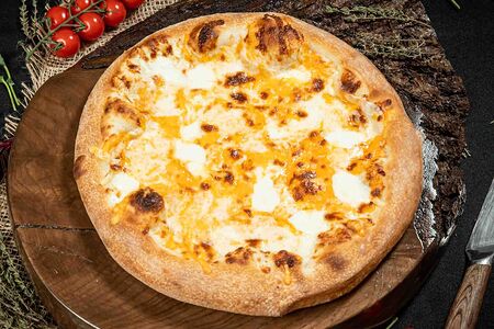 Пицца Четыре сыра  