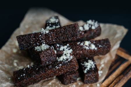 Ржаные чесночные гренки