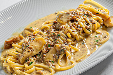 Лингвини с белыми грибами
