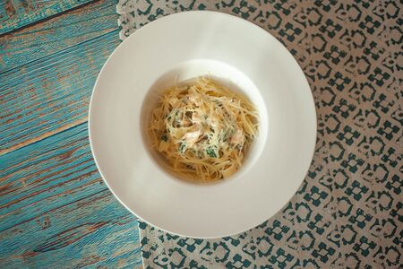 Паста с семгой и шпинатом