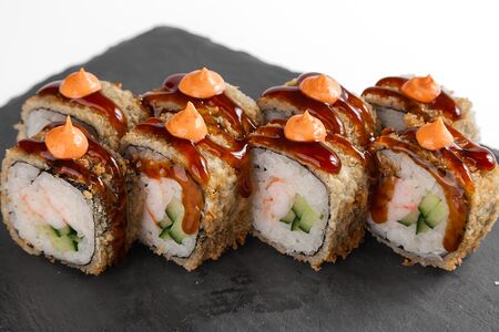 Креветка темпура ролл