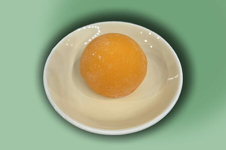 Моти Персик