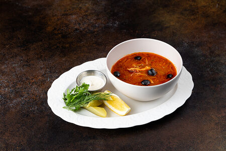 Солянка мясная