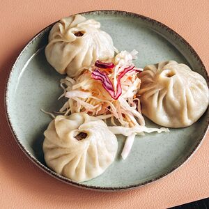 Буузы с говяжьими потрошками