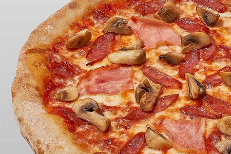 Пицца Охотничья на томате