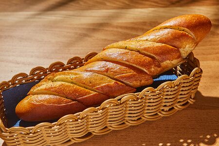 Багет чесночный