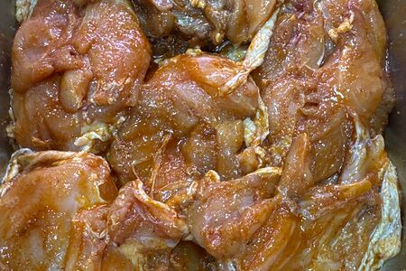 Сырое куриное филе