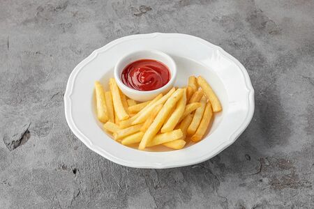 Картофель фри с трюфельной солью