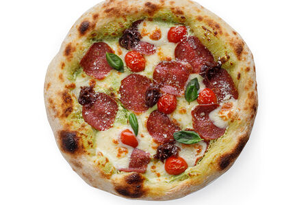 Пицца с салями