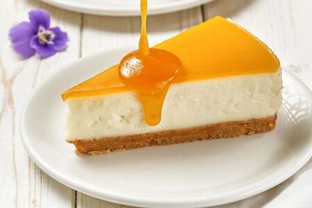 Чизкейк Манго-маракуйя