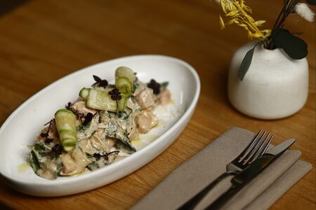 Тальятелле с лососем и шпинатом