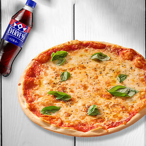 Пицца Маргарита 30 см и Evervess Кола