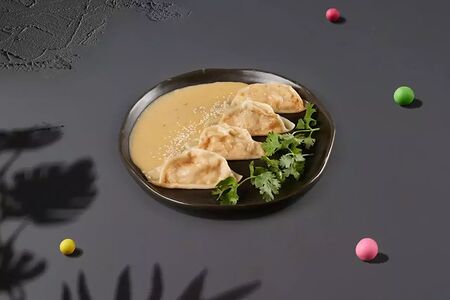 Гедза с угрем и креветкой