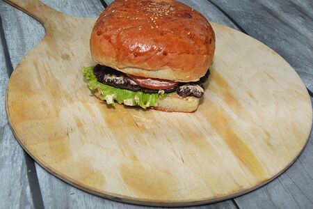 Квадратный Чикен Бургер Хоум