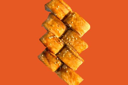 Угорь и лосось