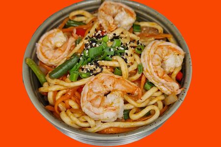 Вок с креветкой