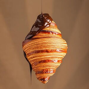 Круасан с шоколадом