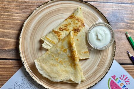 Блинчики со сметаной