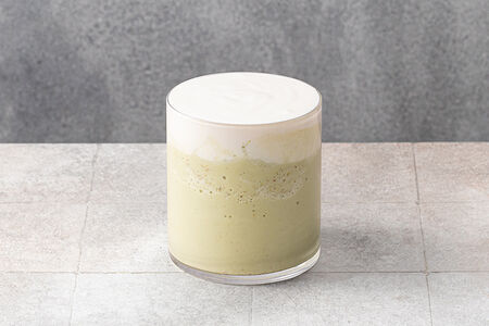 Фраппе Манго-ананас с сырной пеной