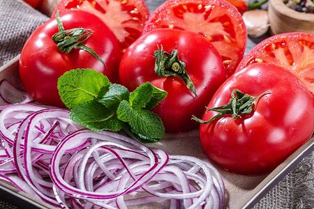 Помидоры Бычье сердце