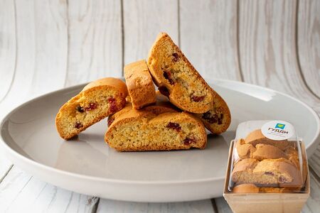 Печенье Кантуччи с клюквой