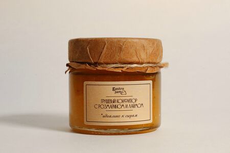 Грушевый конфитюр с розмарином и лаймом