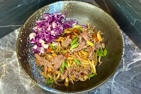 Вок с говядиной