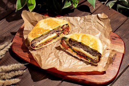 Бургер в Тортилье GREEN