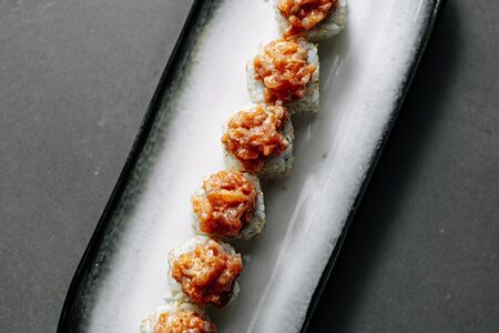 Ролл Аляска лосось