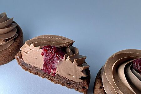 Шоколад-вишня бретонский тарт