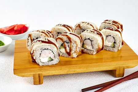 Ролл Унаги рору