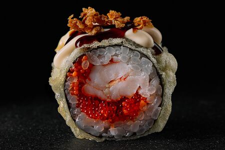 Темпура-ролл с креветкой и имбирным соусом