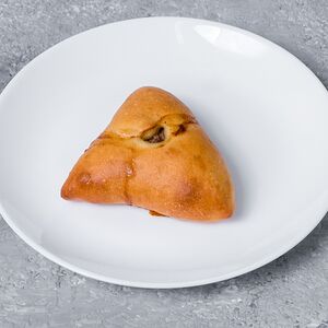 Пирожок с мясом