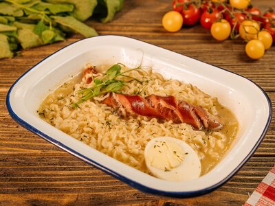 Роллтон с сосиской 