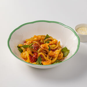 Паста с креветками и пармезаном