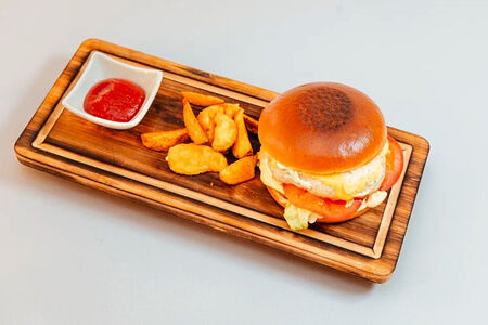 Бургер с курицей 