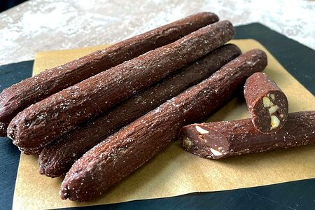 Шоколадные охотничьи колбаски