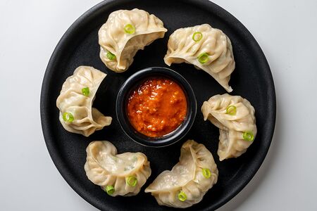 Нон-Ведж МоМо