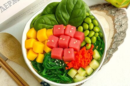 Поке спайси с тунцом