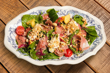 Парма с сезонными фруктами