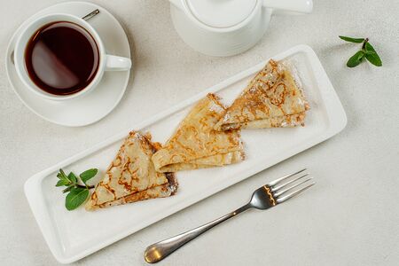 Блинчики с топлёным маслом