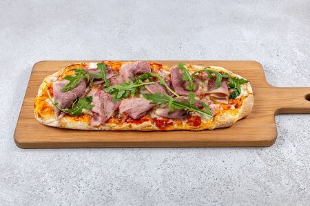 Пицца с тамбовским окороком 