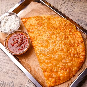 Чебурек с говядиной