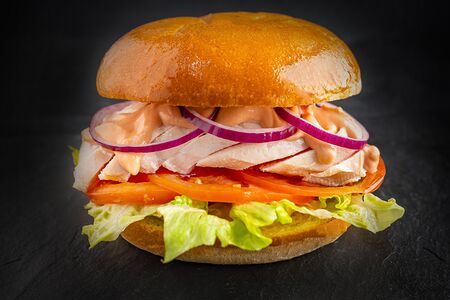 Чикен бургер